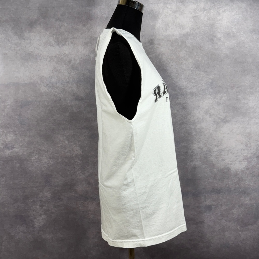 NFL Las Vegas Raiders Sleeveless T-Shirt - Picture 3 of 6